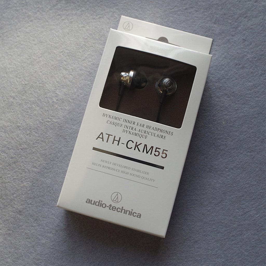 Schwarz-silberne Audio-Technica ATH-CKM55 In-Ear-Kopfhörer