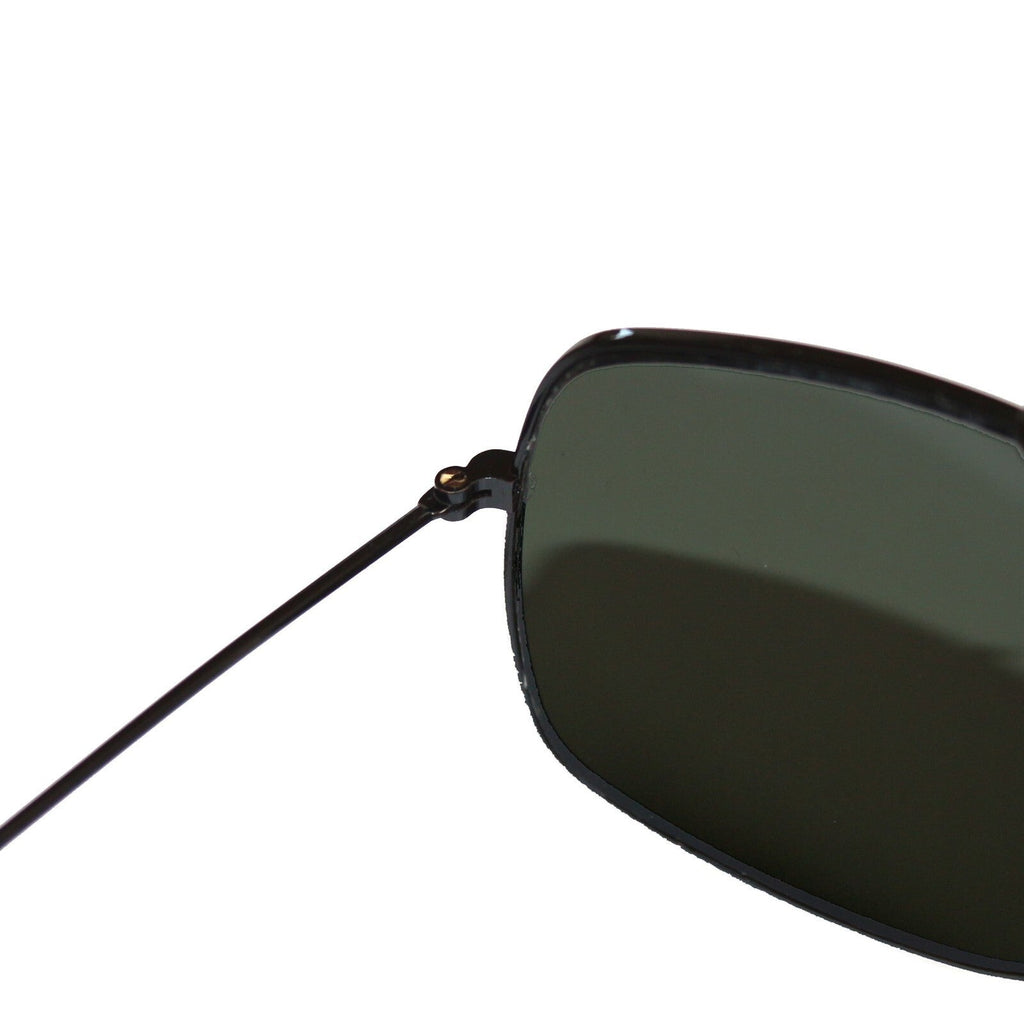Gold-schwarze Piloten-Sonnenbrille im Porsche-Stil