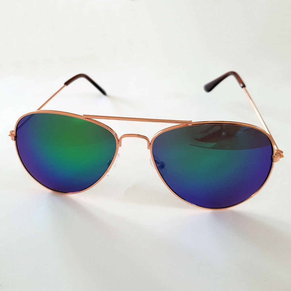 Rotgoldene Piloten-Sonnenbrille mit grün-blauen Spiegelgläsern