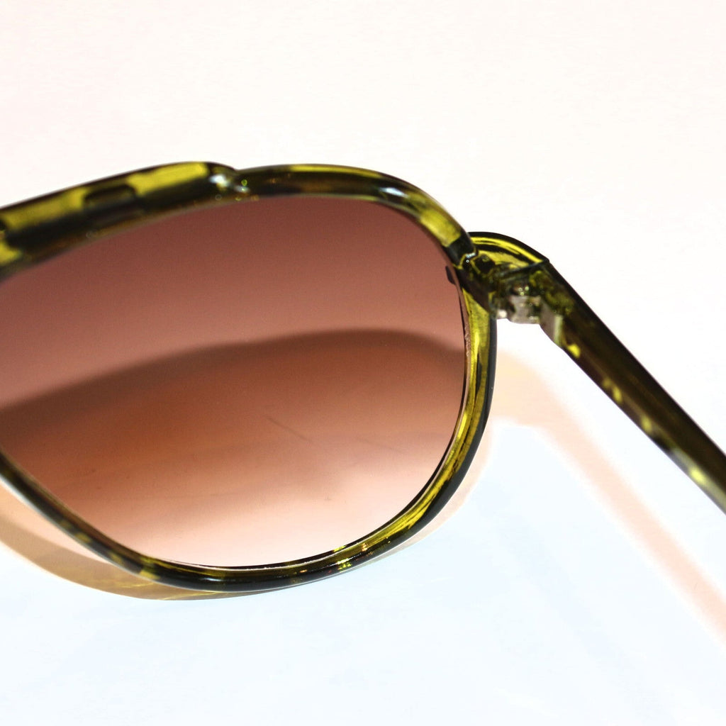 Grün-schwarz getigerte Damen-Sonnenbrille