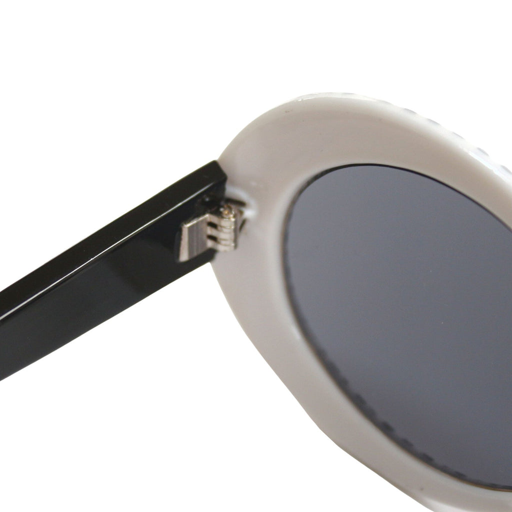 Schwarz-weiß karierte Cat-Eye-Partybrille