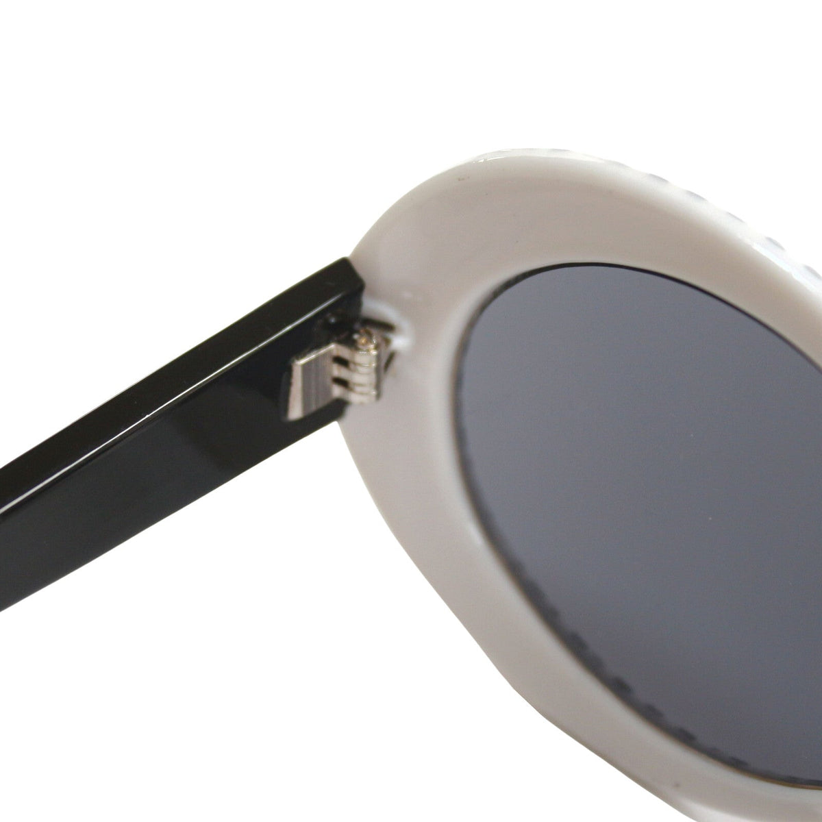 Schwarz-weiß karierte Cat-Eye-Partybrille