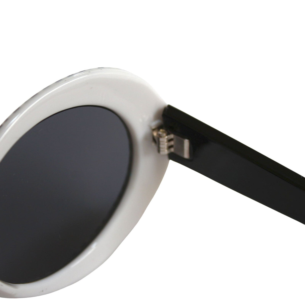 Schwarz-weiß karierte Cat-Eye-Partybrille