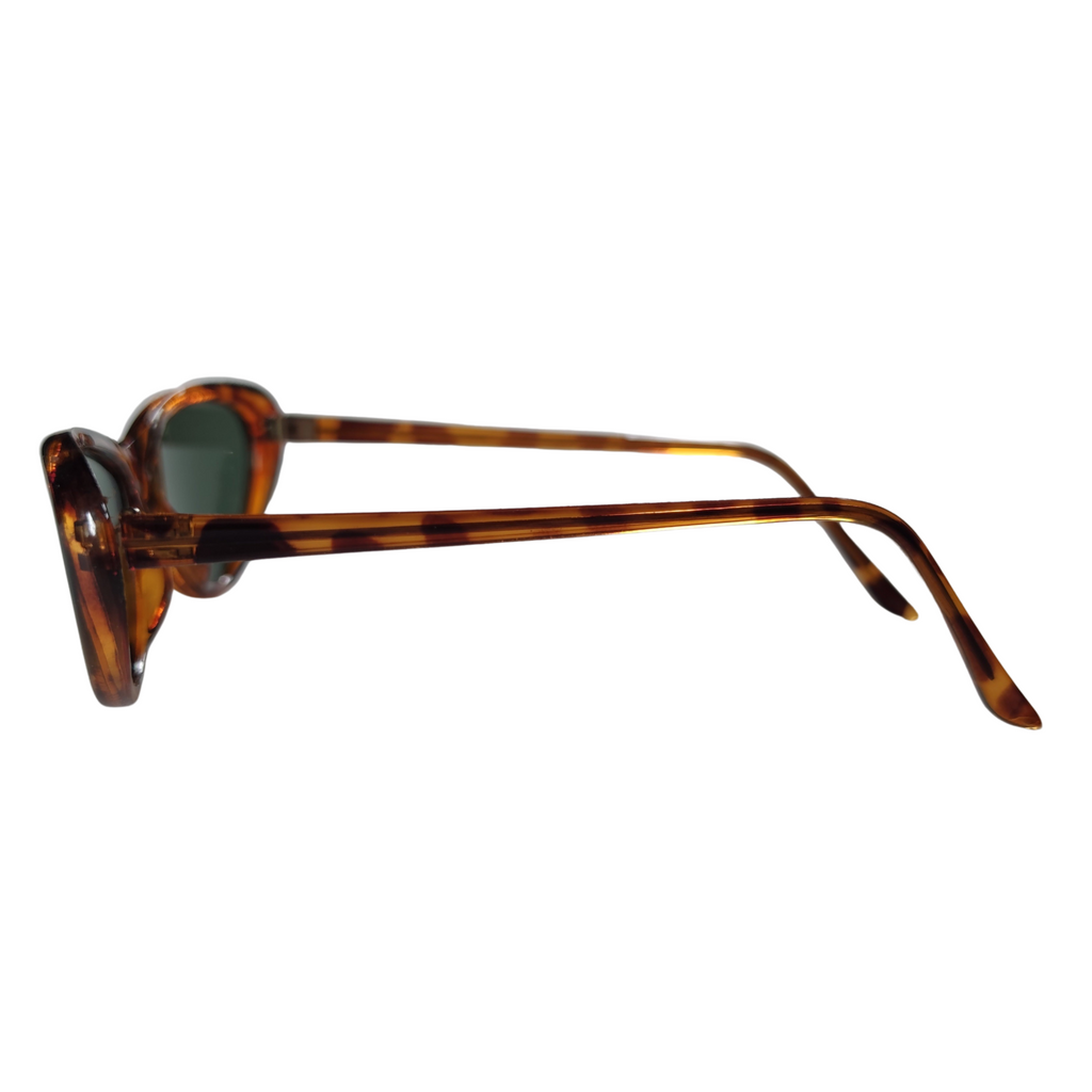Braune Cat-Eye-Sonnenbrille mit grauen Gläsern
