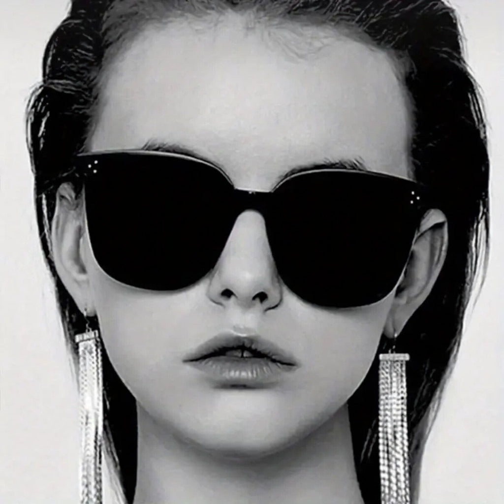 Schwarz-goldene Oversized Designer-Sonnenbrille mit goldenen Applikationen