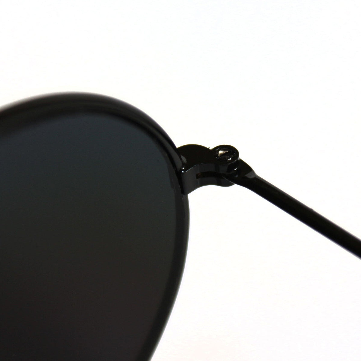 Runde schwarze Steampunk-Sonnenbrille verspiegelt