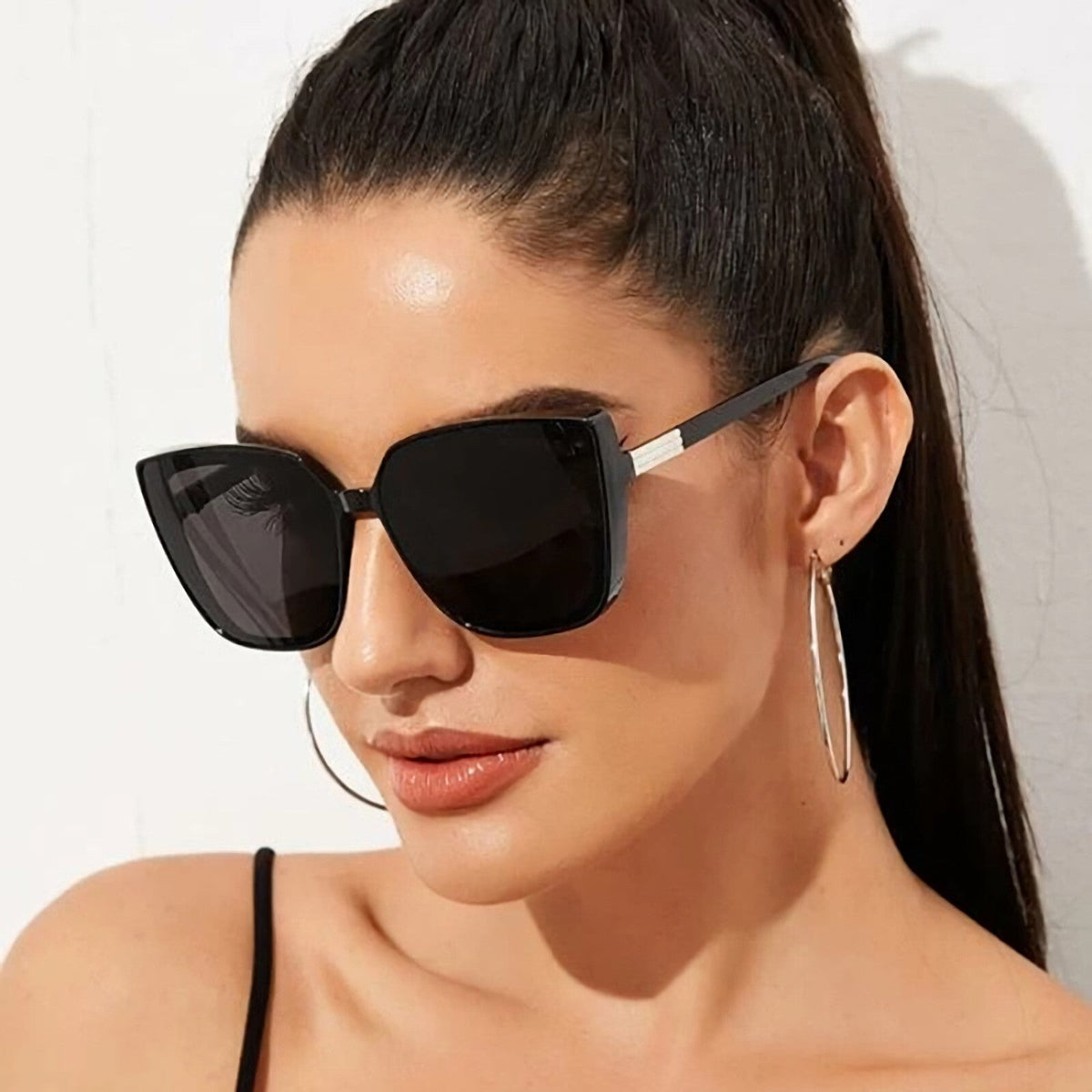 Oversized Cat-Eye-Sonnenbrille in Schwarz-Grün