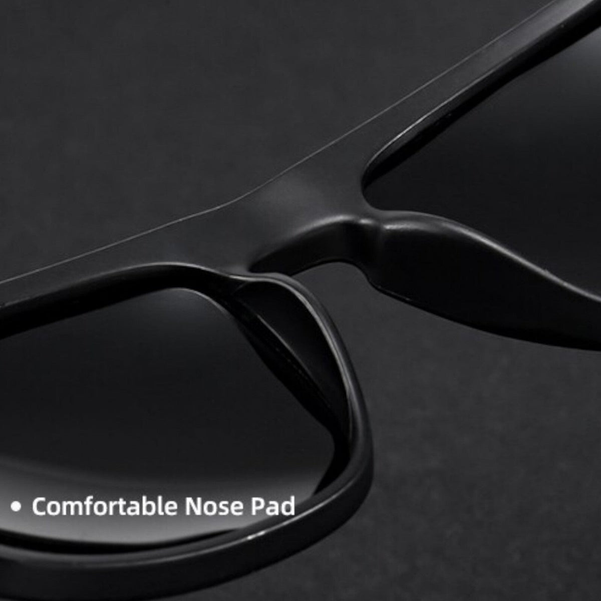Schwarz-blaue polarisierte Sonnenbrille