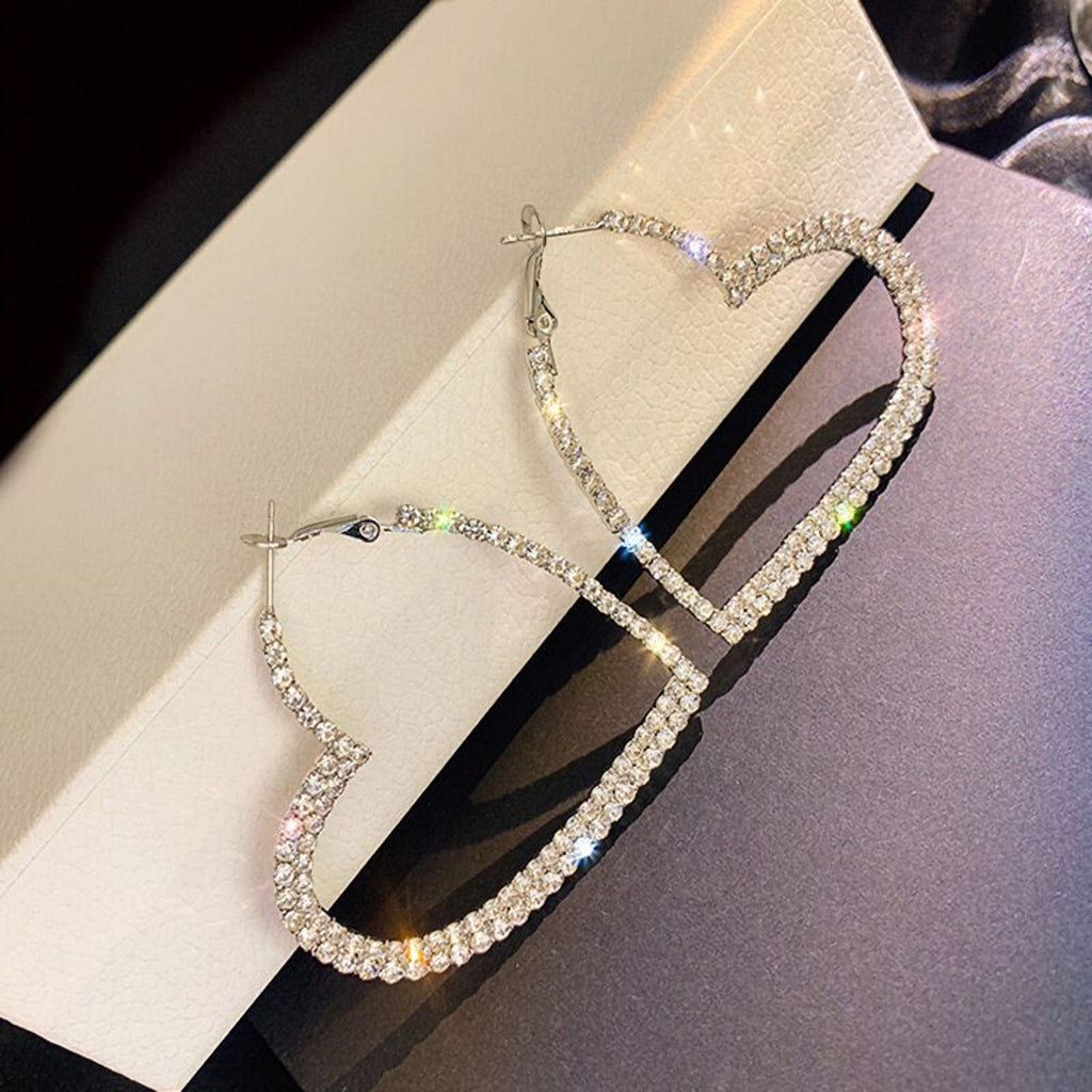 Silberne Strass-Herz-Creolen aus Edelstahl