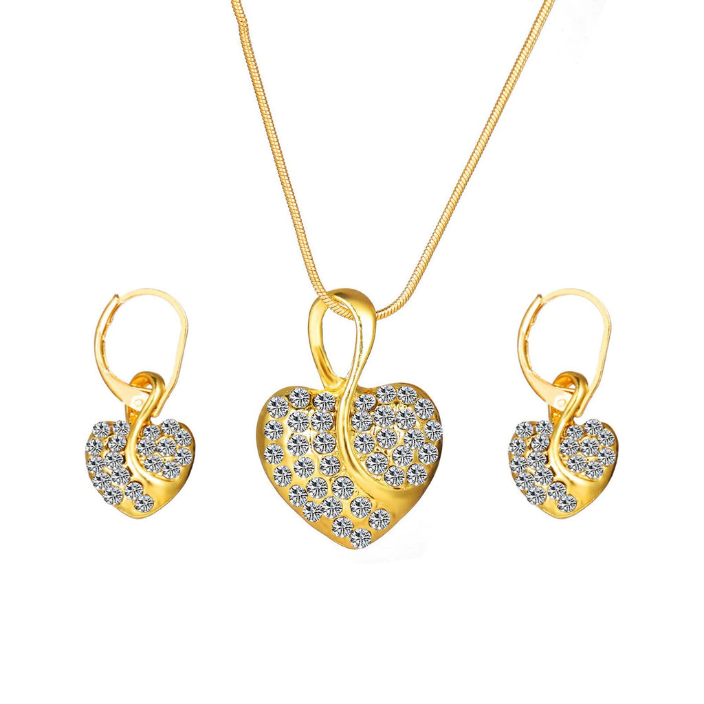 Goldfarbenes Herz-Schmuckset mit Kette und Ohrringen