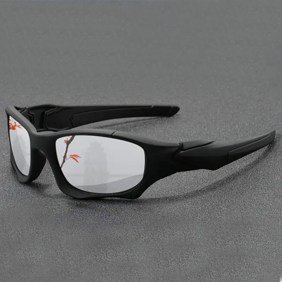 Schwarz-silberne Sport-Sonnenbrille aus Polycarbonat