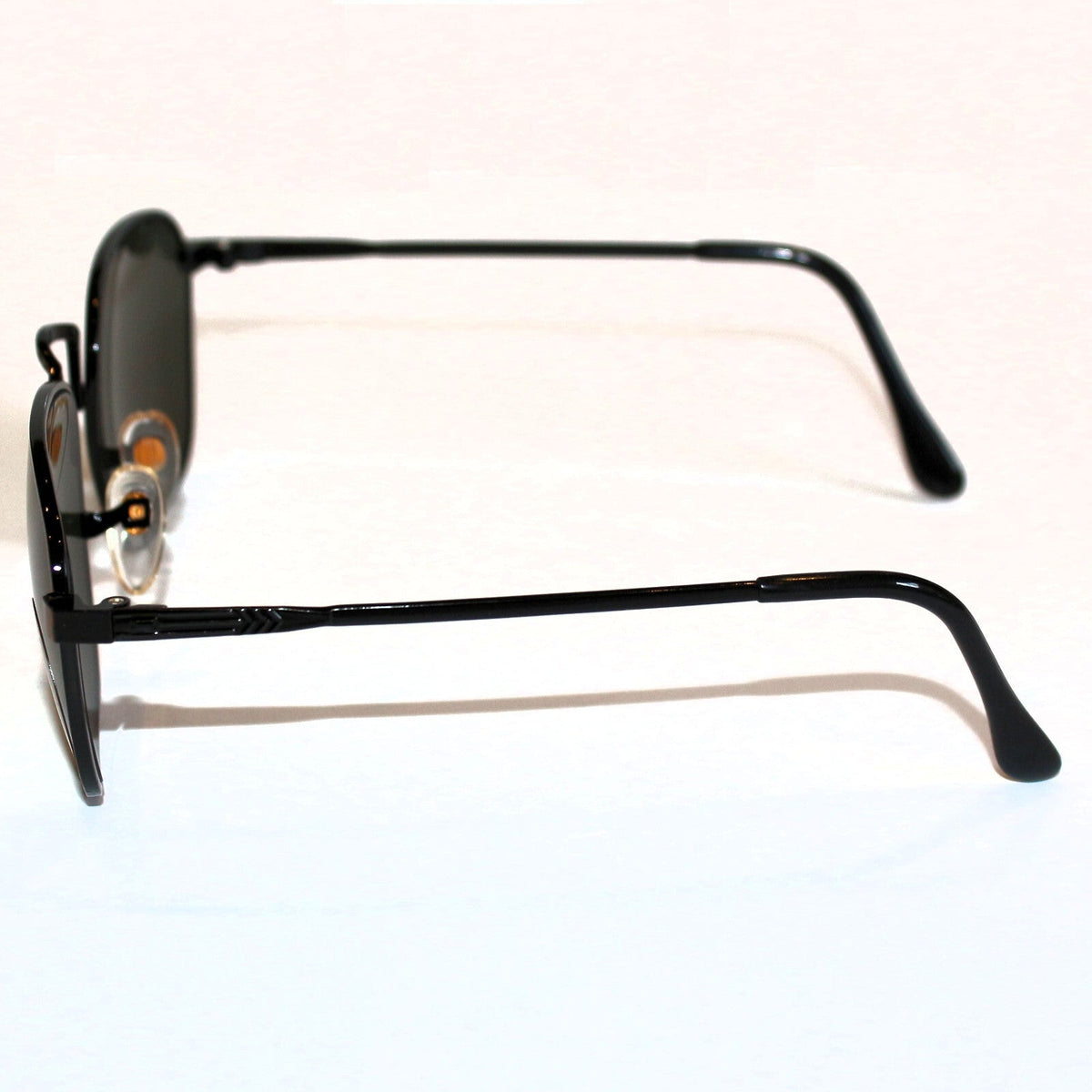 Schwarz-kupferne Vintage-Retro-Sonnenbrille Unisex