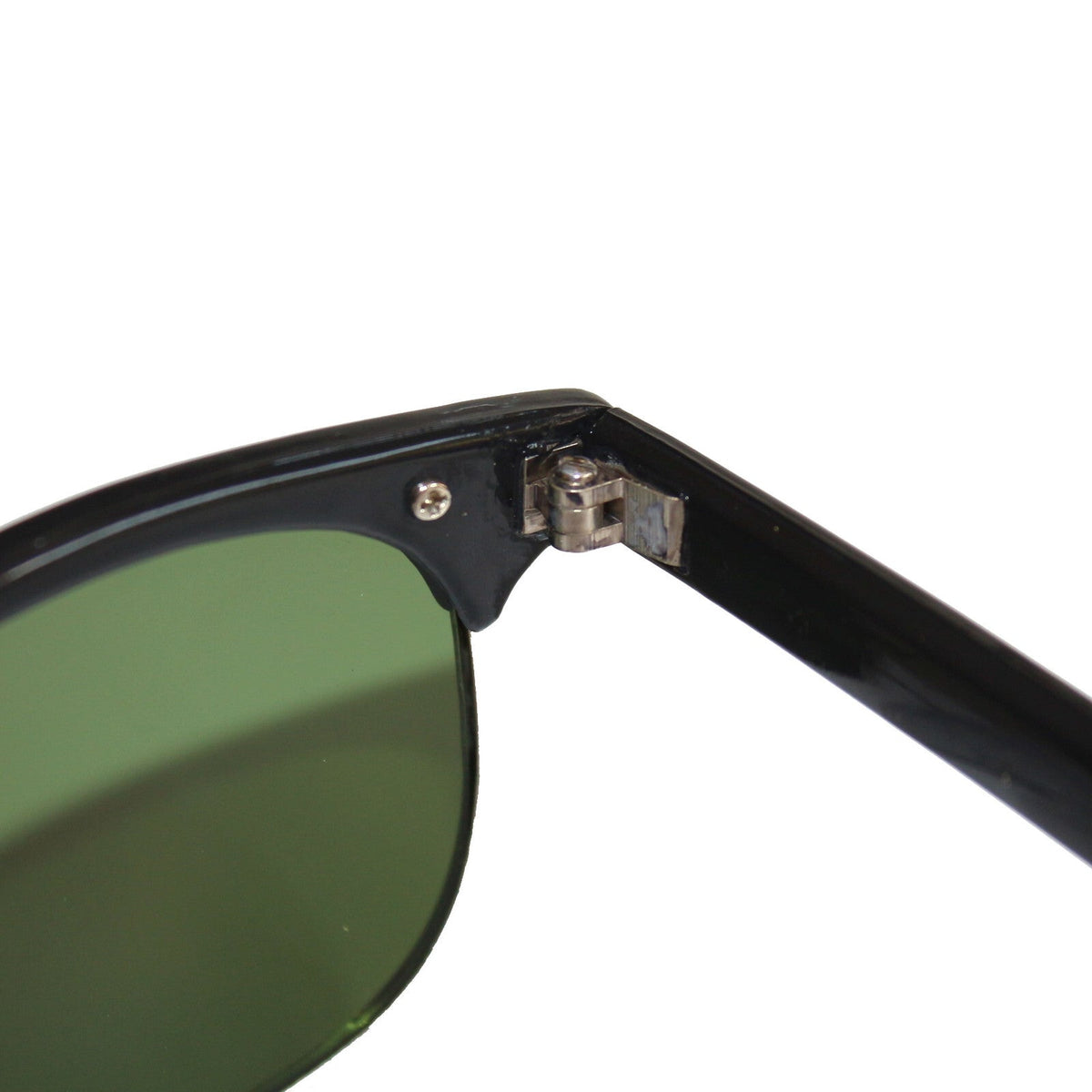 Schwarz-silberne Vintage Sonnenbrille mit grünen Gläsern