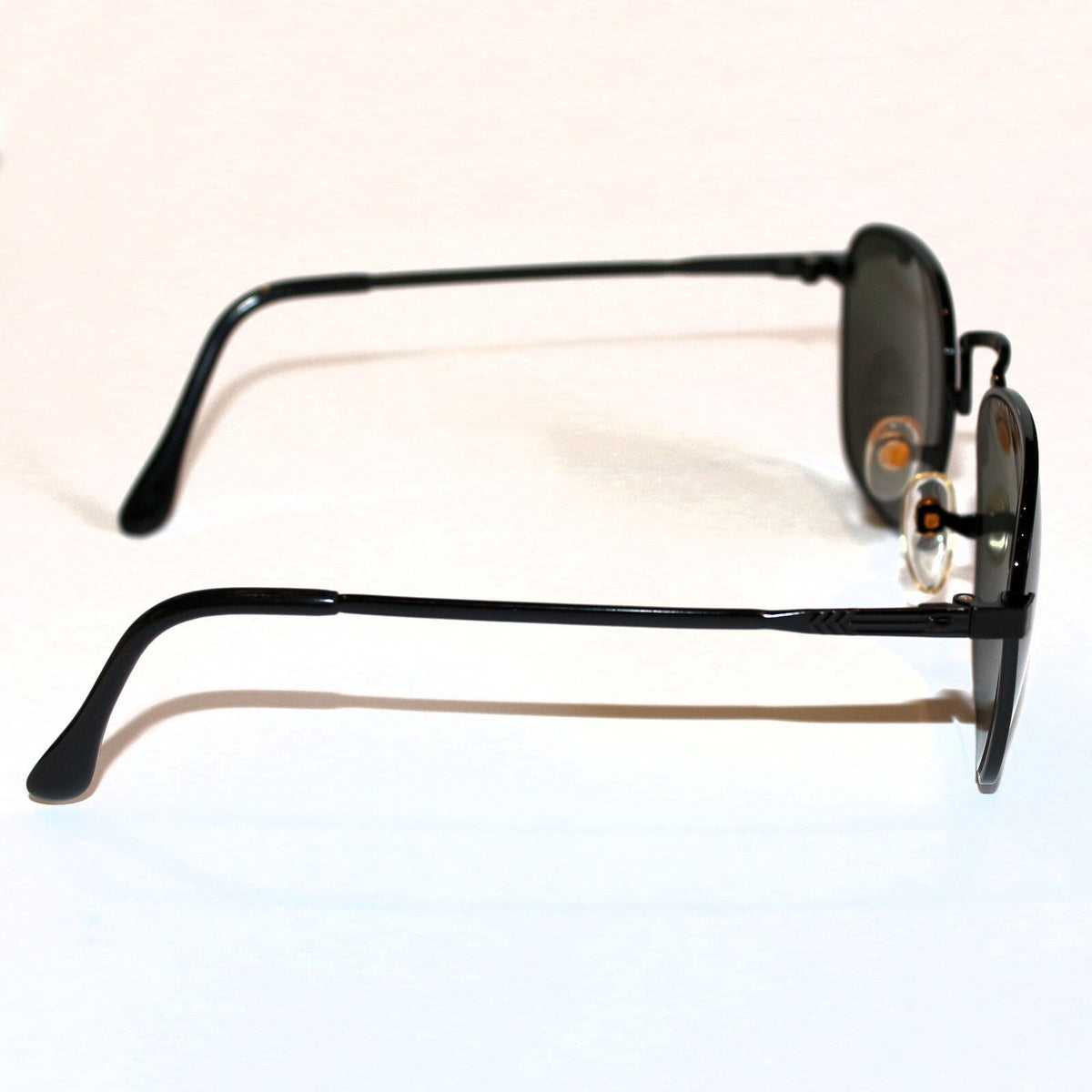 Schwarz-kupferne Vintage-Retro-Sonnenbrille Unisex