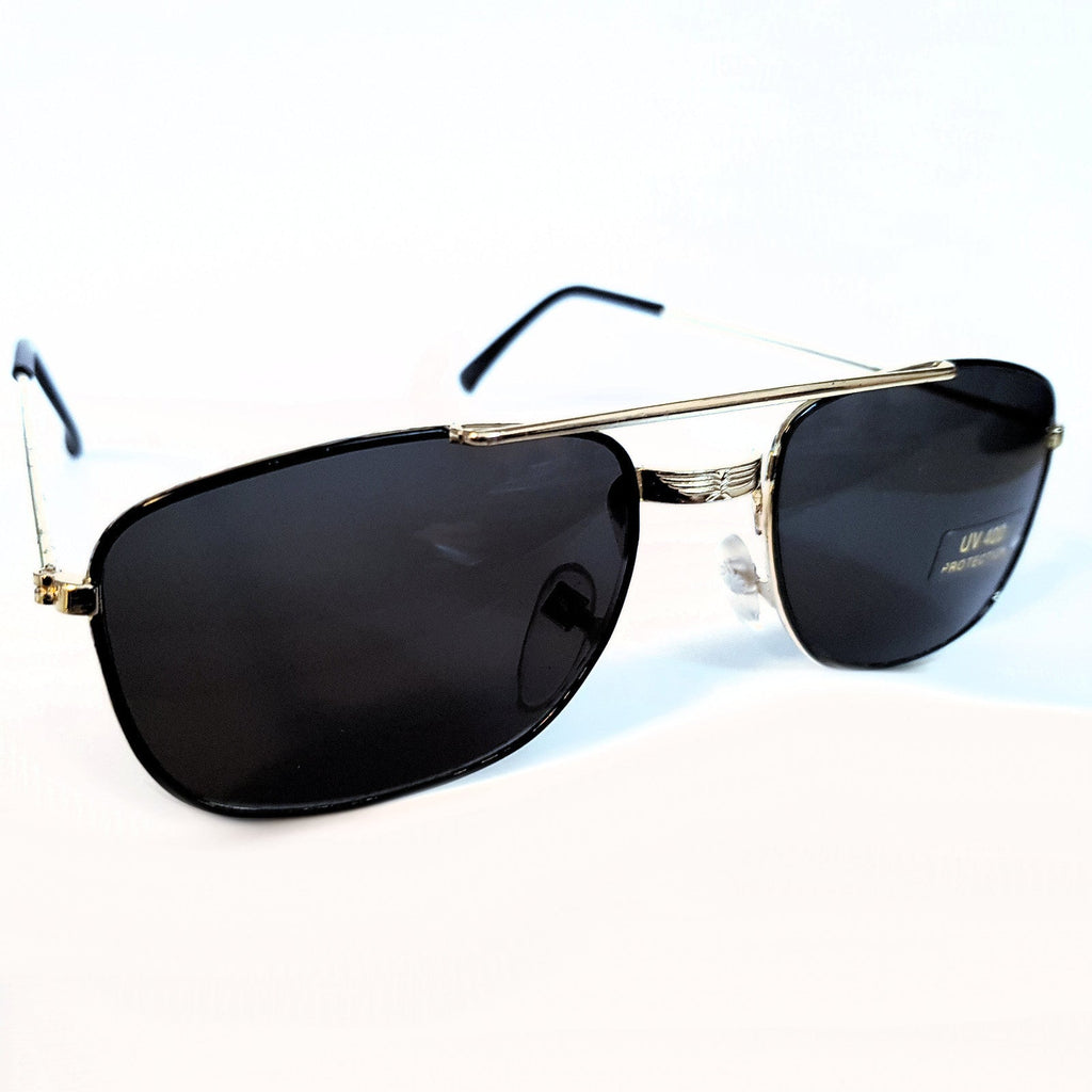 Gold-schwarze Piloten-Sonnenbrille im Porsche-Stil