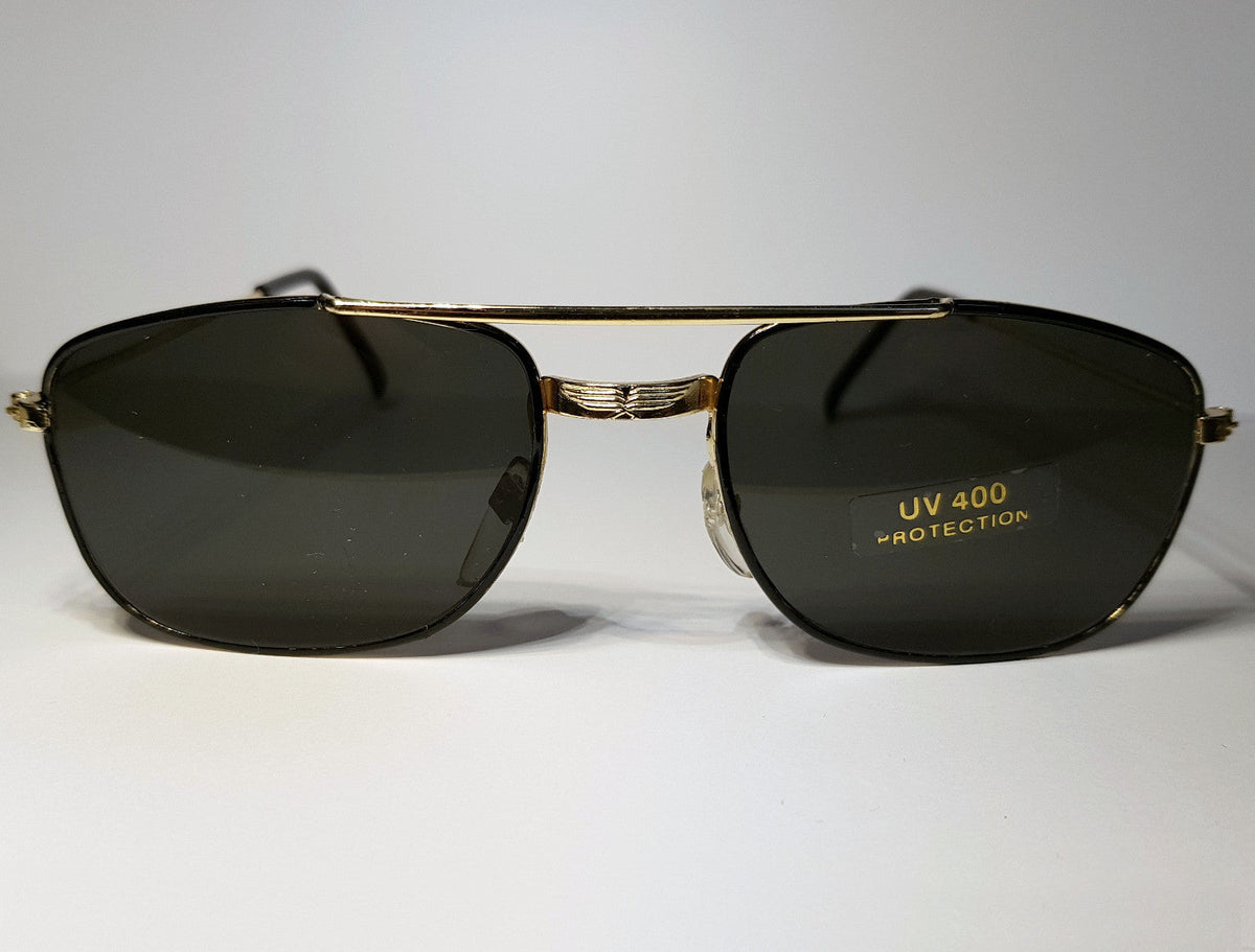 Gold-schwarze Piloten-Sonnenbrille im Porsche-Stil