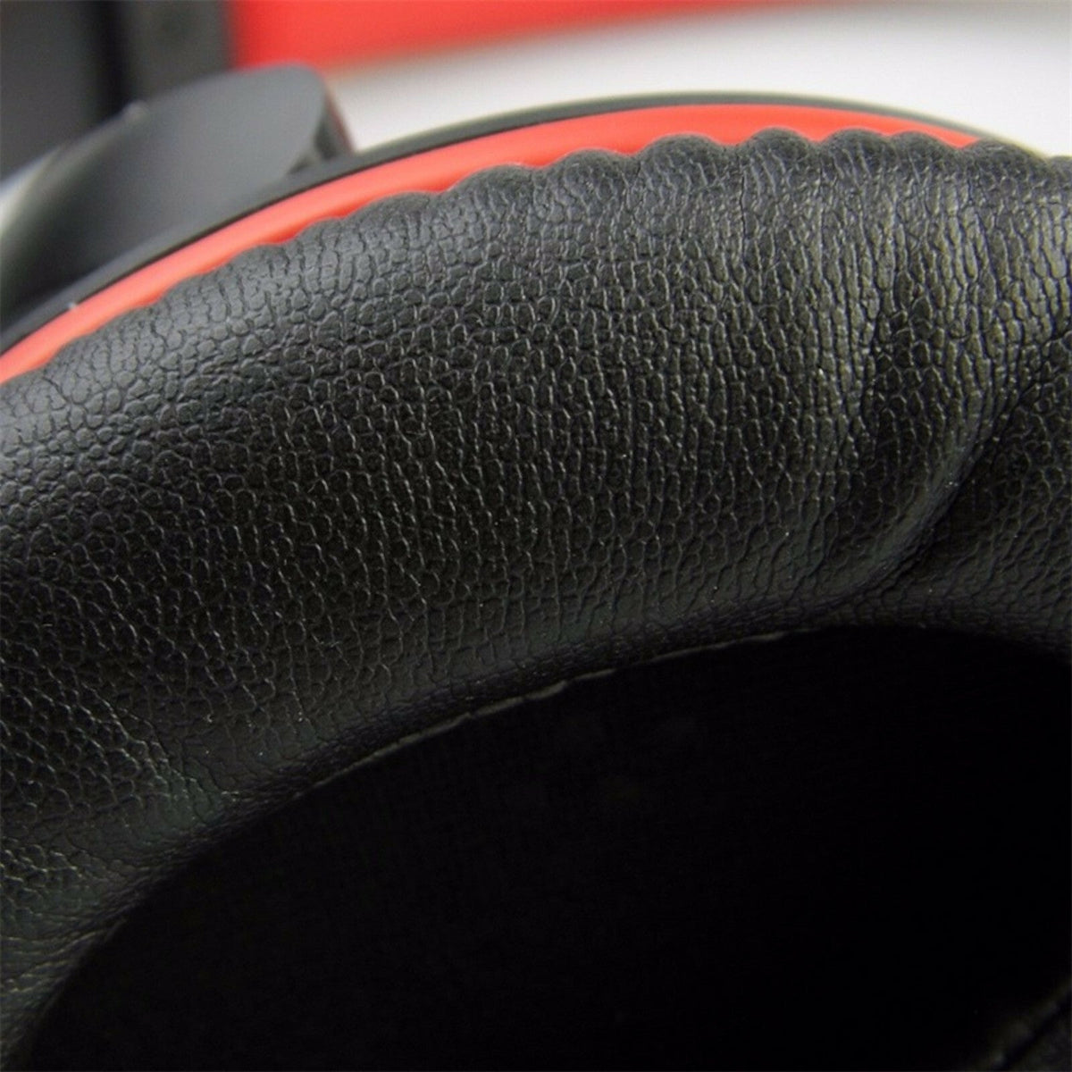 V6BTL-R Bluetooth Over-Ear-Kopfhörer