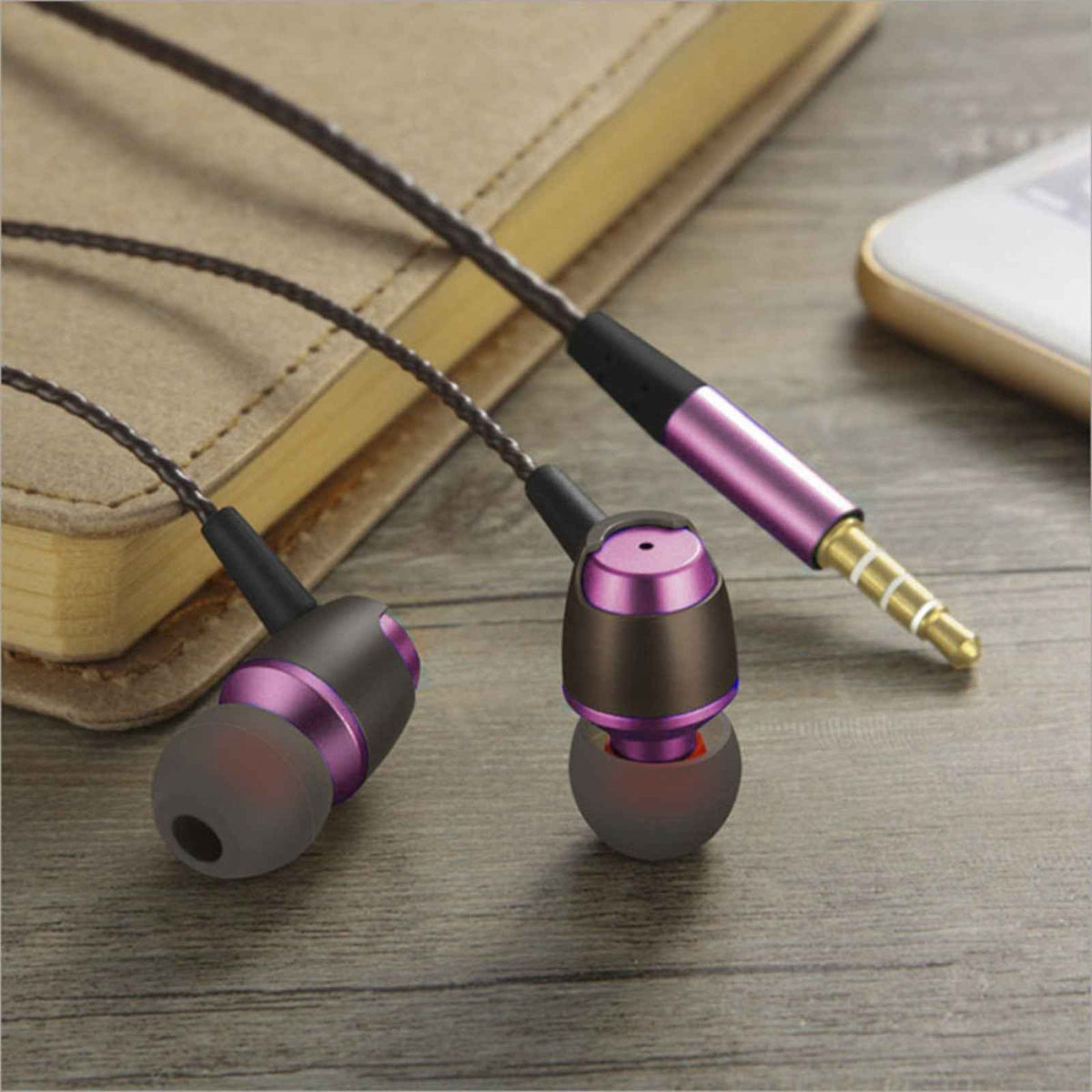 R4 In-Ear-Kopfhörer mit Hardcase