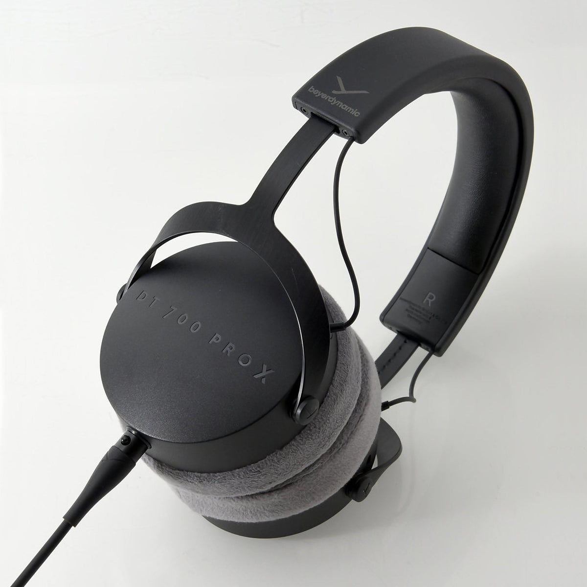 beyerdynamic DT 700 PRO X geschlossener Studiokopfhörer
