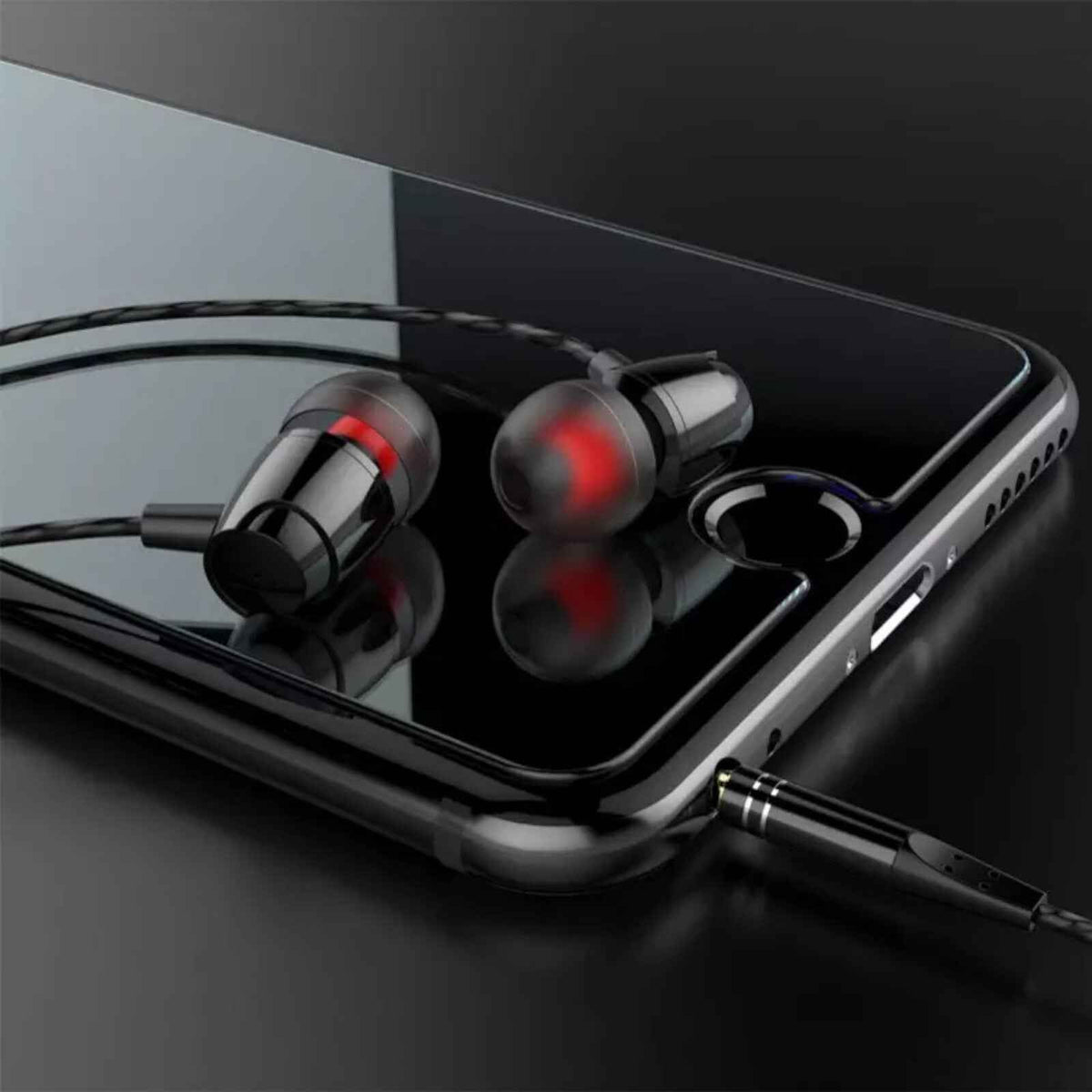 R4 In-Ear-Kopfhörer mit Hardcase