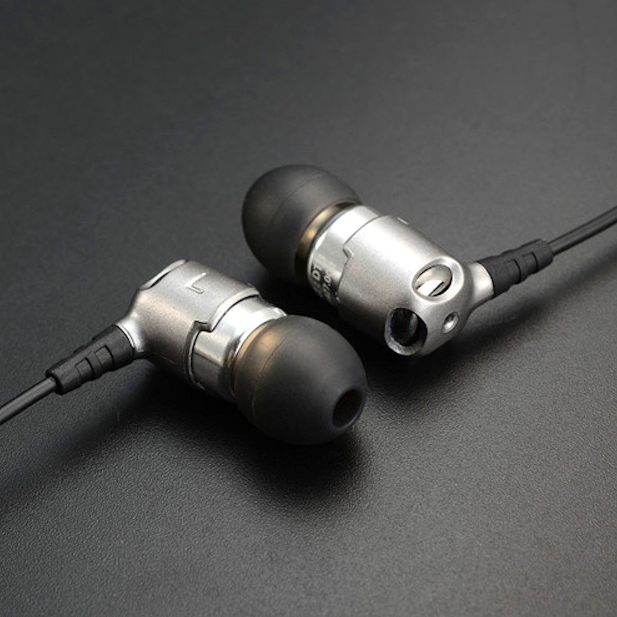 Silberne KZ DT3 Dual-Treiber In-Ear-Kopfhörer